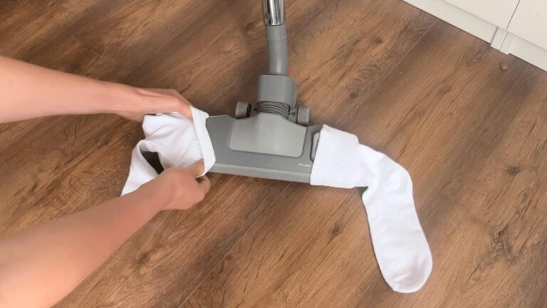 Questo semplice gesto trasforma il tuo aspiratore in un oggetto prezioso…