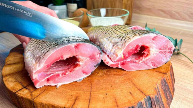Scopri questo semplice metodo per cuocere il pesce senza schizzi… risultati croccanti garantiti!